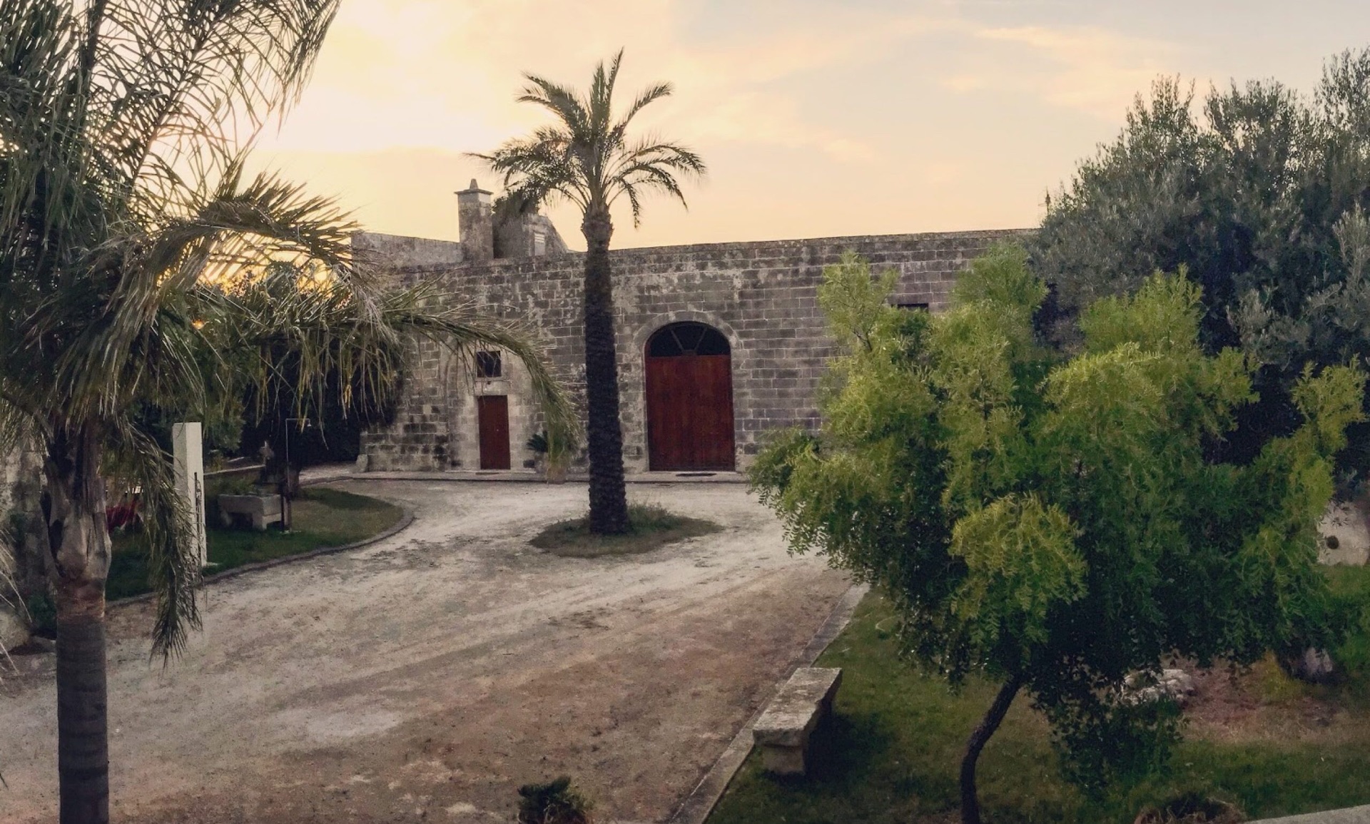 Masseria Montanari al tramonto